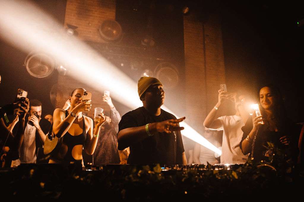 THEMBA & Caiiro at Village Underground 