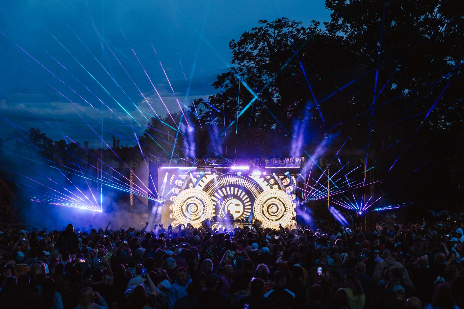 Fatboy Slim brought the Love to Tofte Manor 