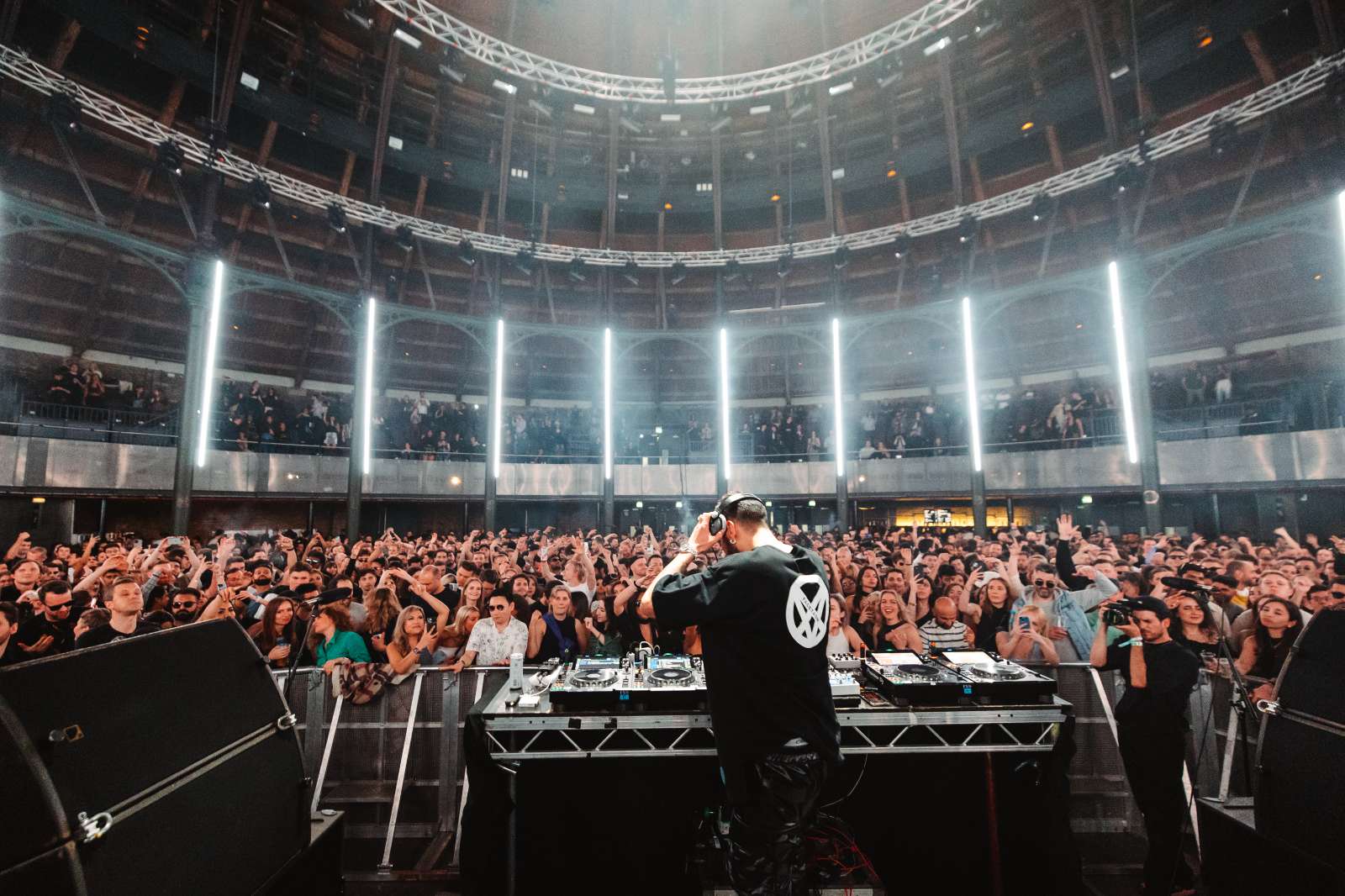 Adriatique Open to Close at Roundhouse 