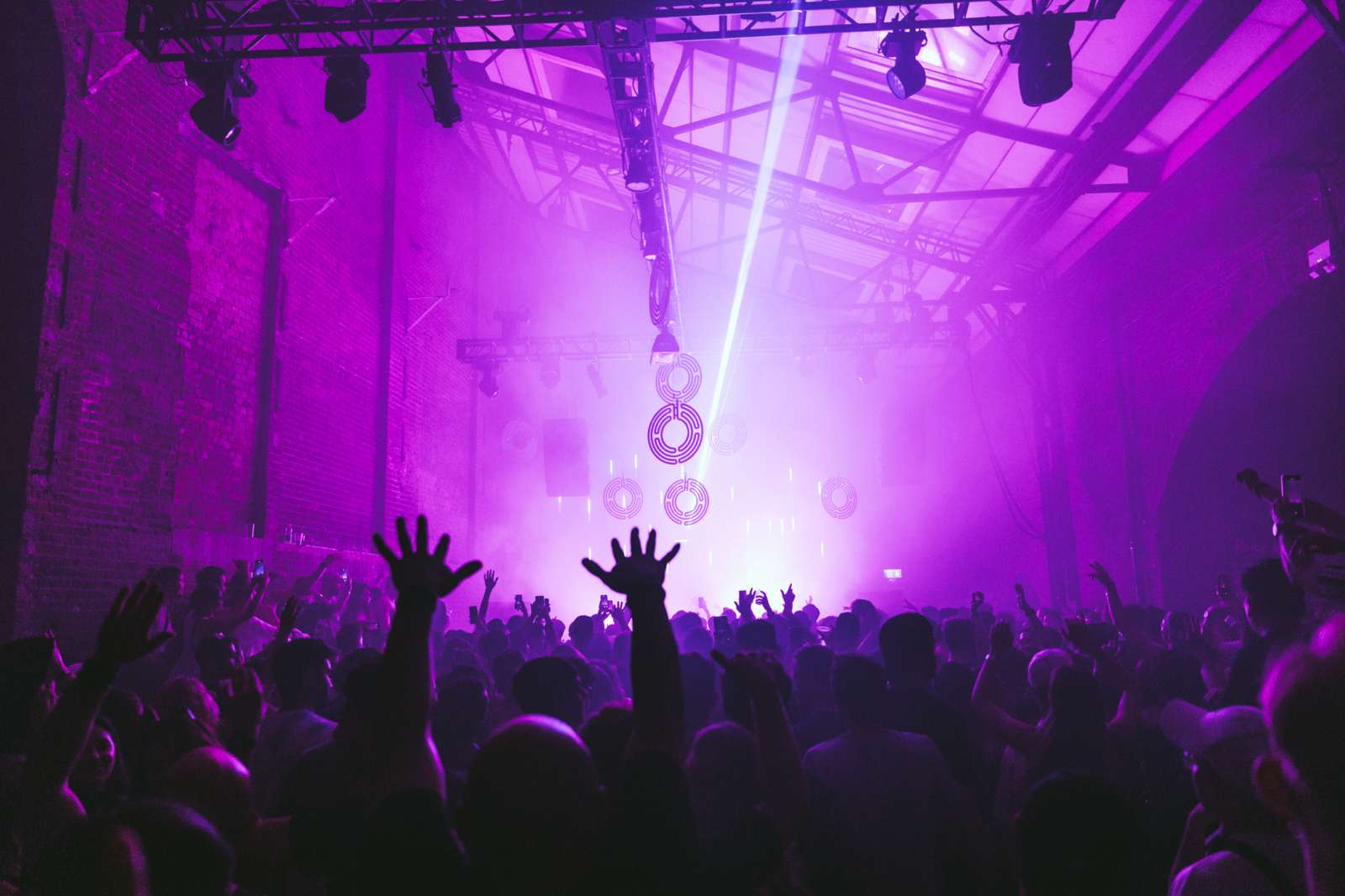 Kevin De Vries Extended Set & Argia