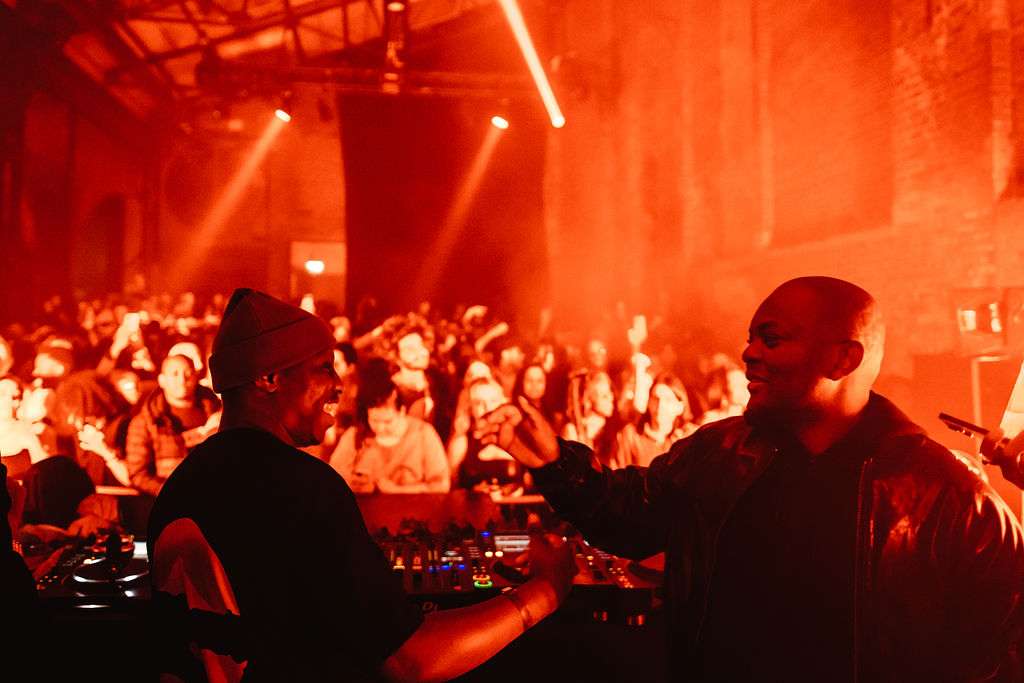 THEMBA & Caiiro at Village Underground 