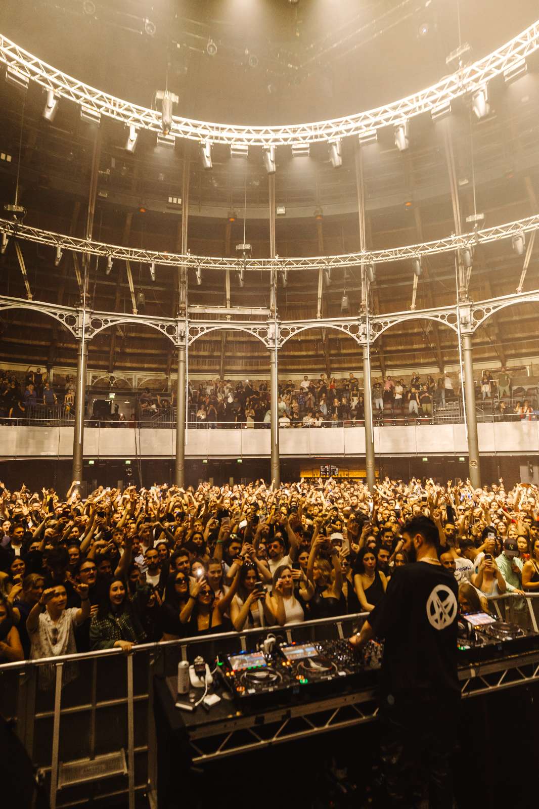 Adriatique Open to Close at Roundhouse 