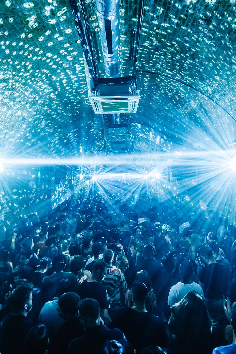 Adriatique Extended Set, Cassian & Nick Castle at Leake Street Tunnels 