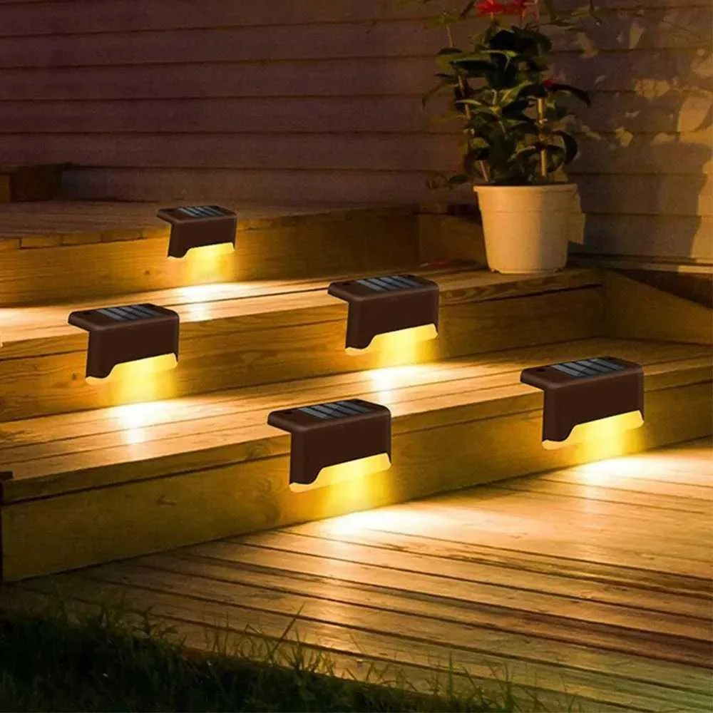 solar deck light