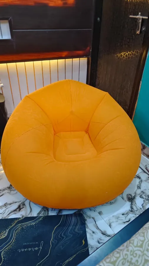 Inflatabale bean bag chair