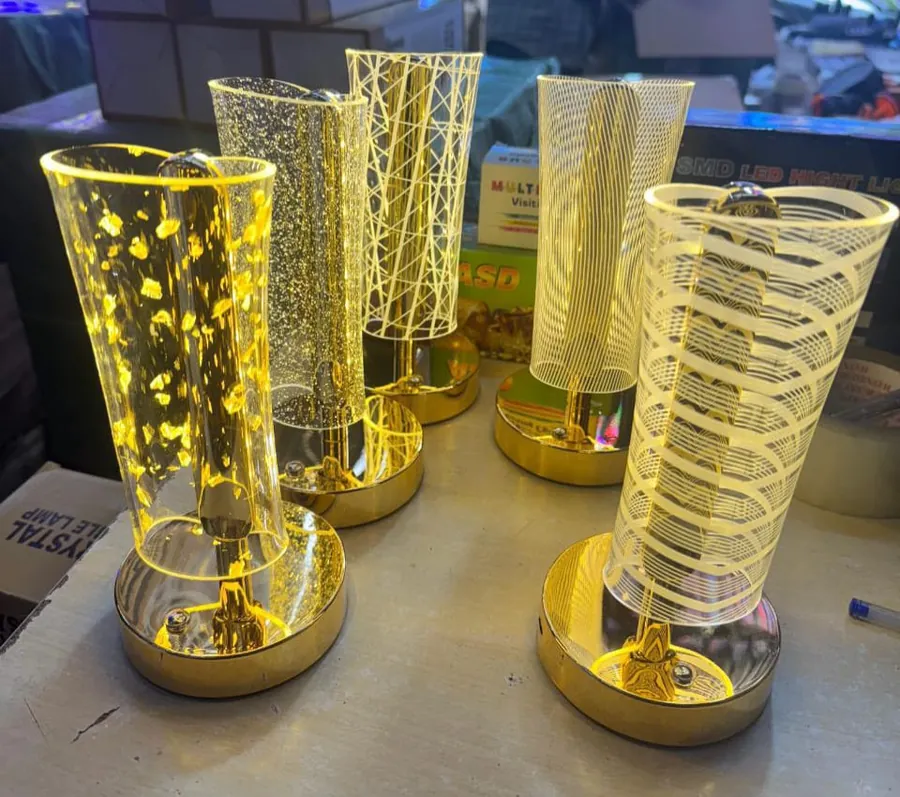 Creatice table lamp
