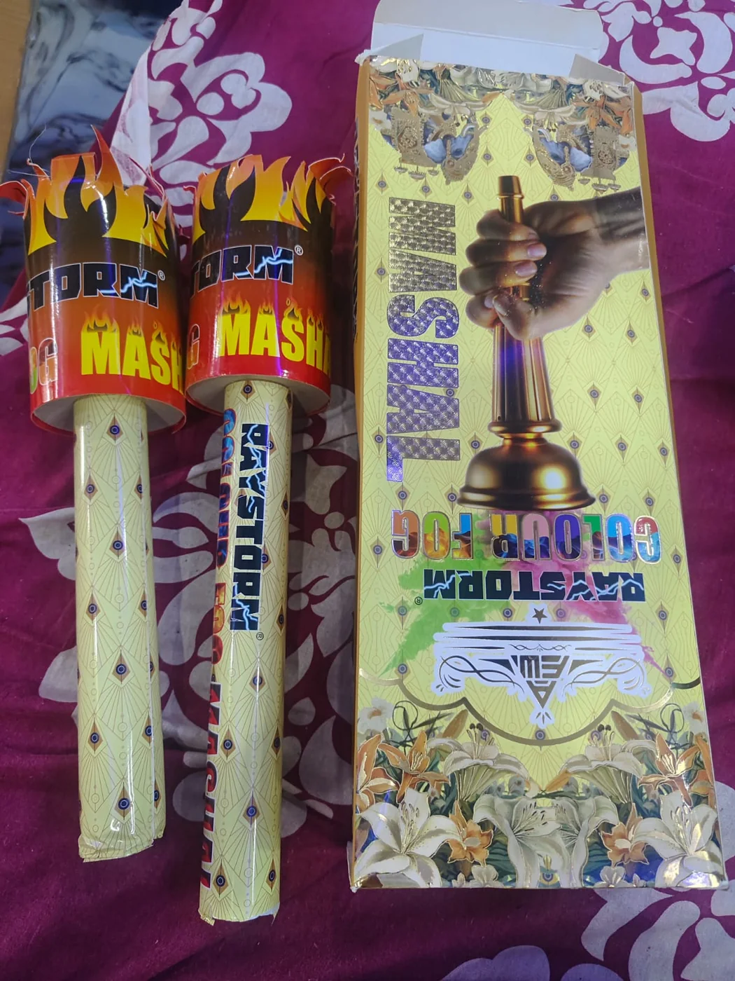 holi color mashaal