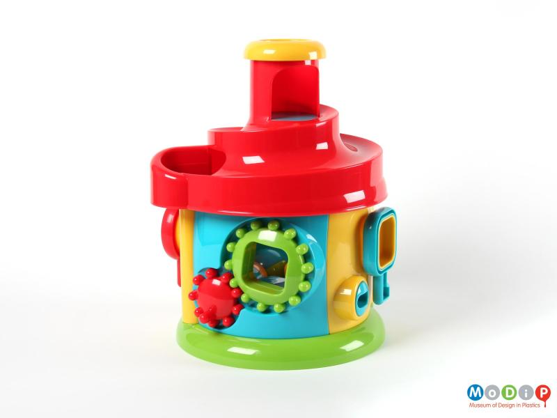 Twist and turn activity house