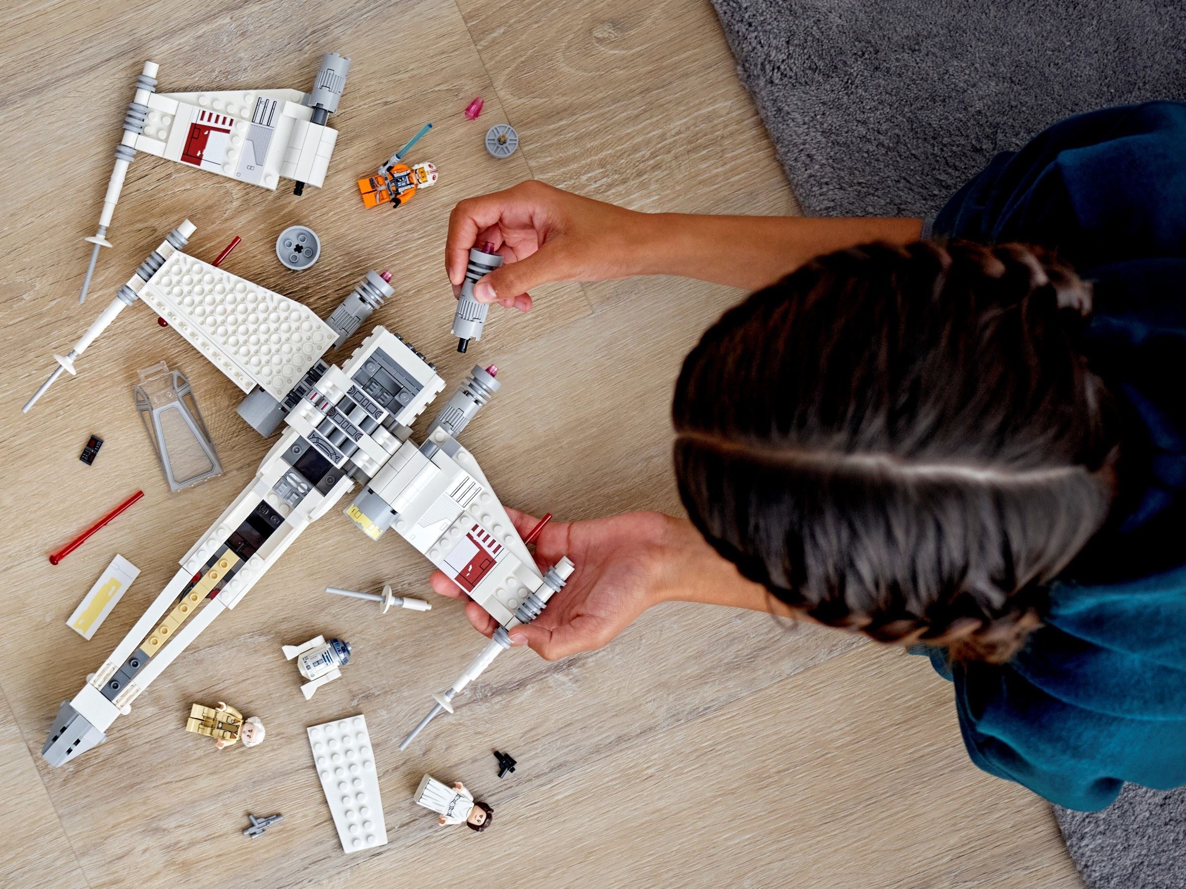 LEGO Star Wars - Luke Skywalkers X-wing-jager (75301)