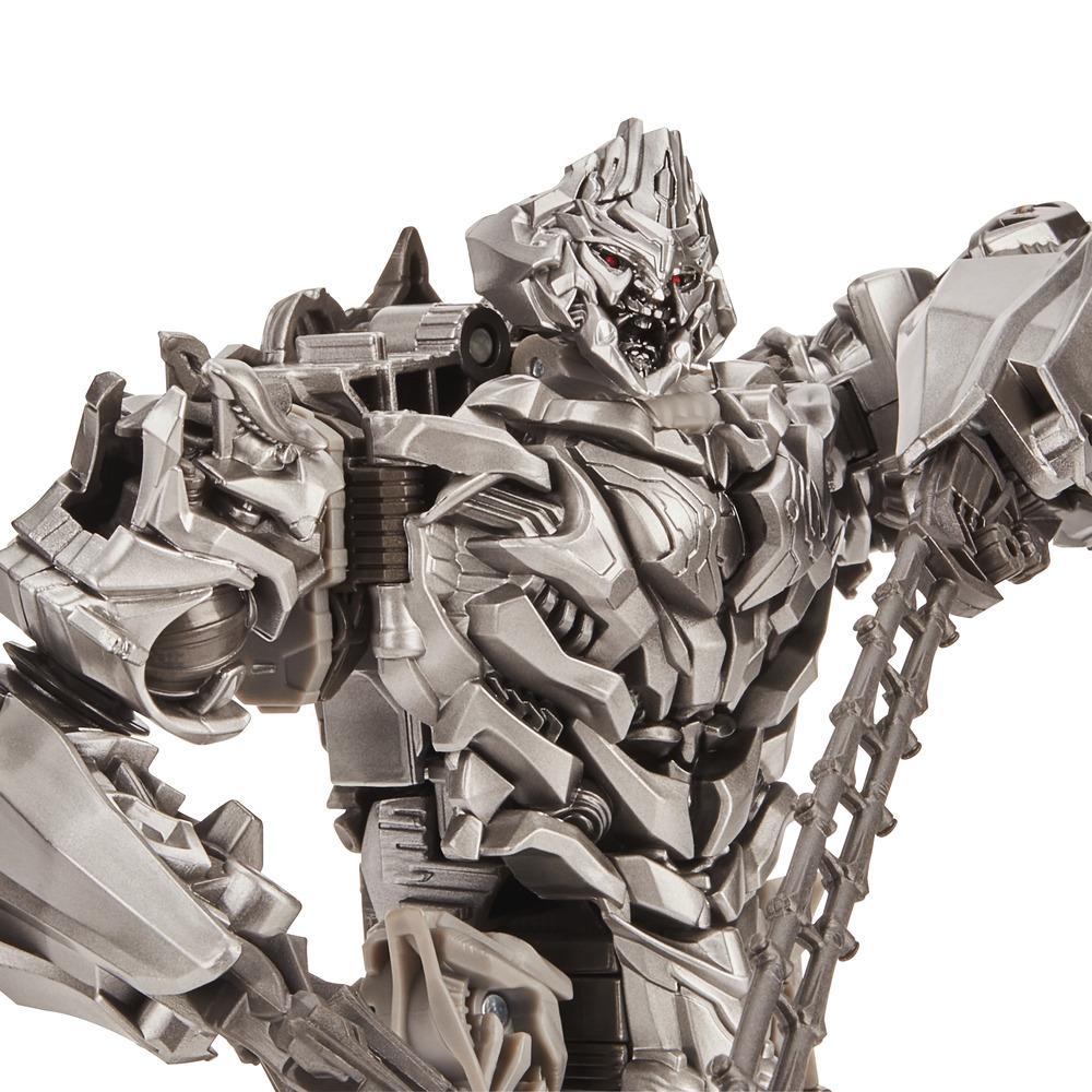 Studio Series Voyager - Megatron