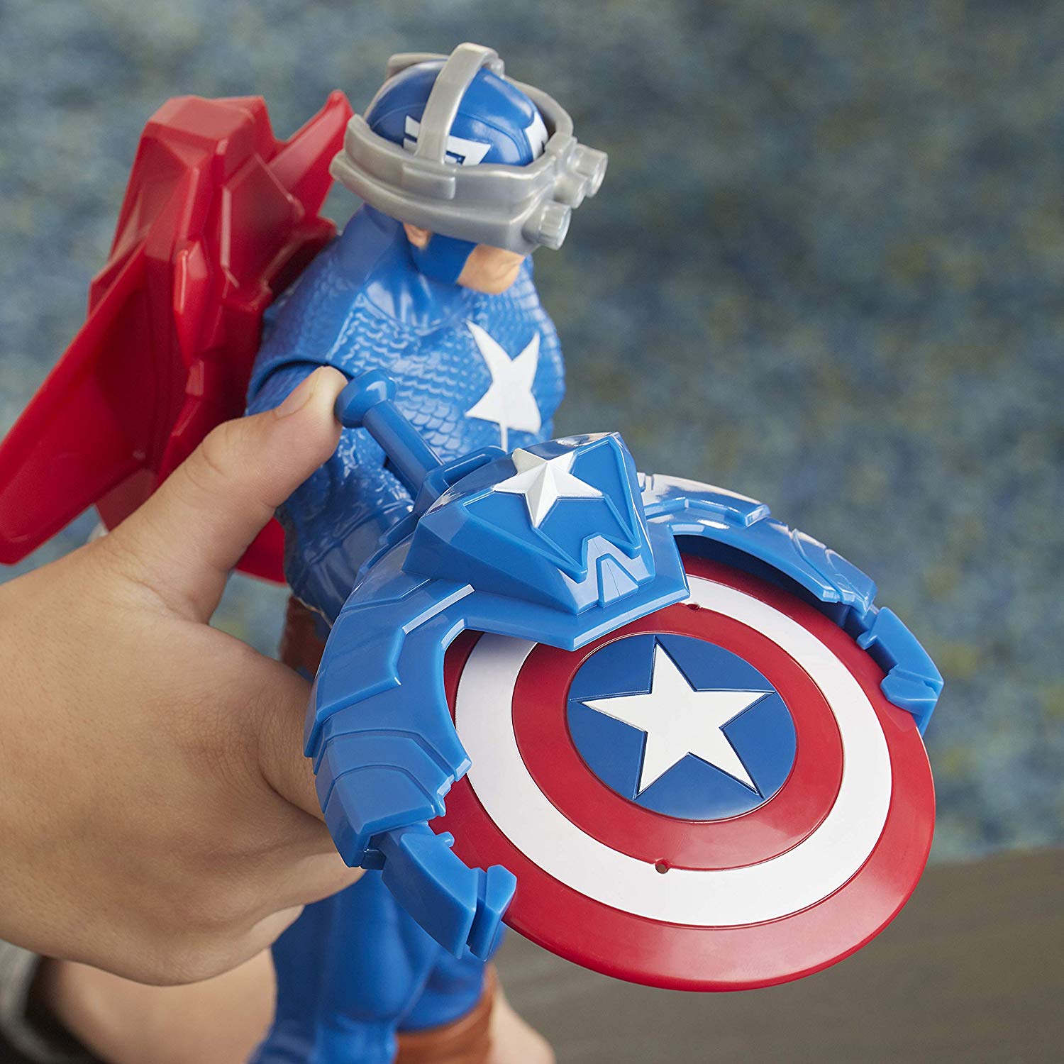 Titan Hero - Blast Gear Captain America - 30 cm