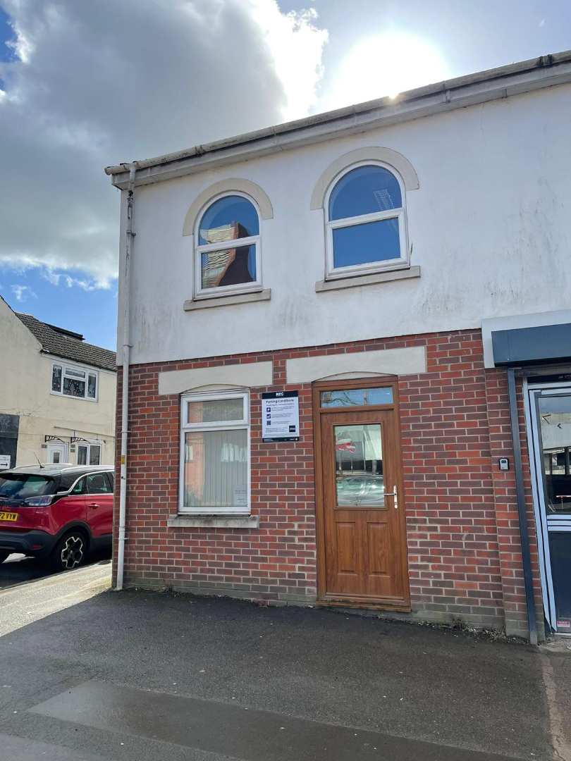 Development Opportunity – Commercial Property with Planning for 4 Flats, Swindon - ListingImage 3