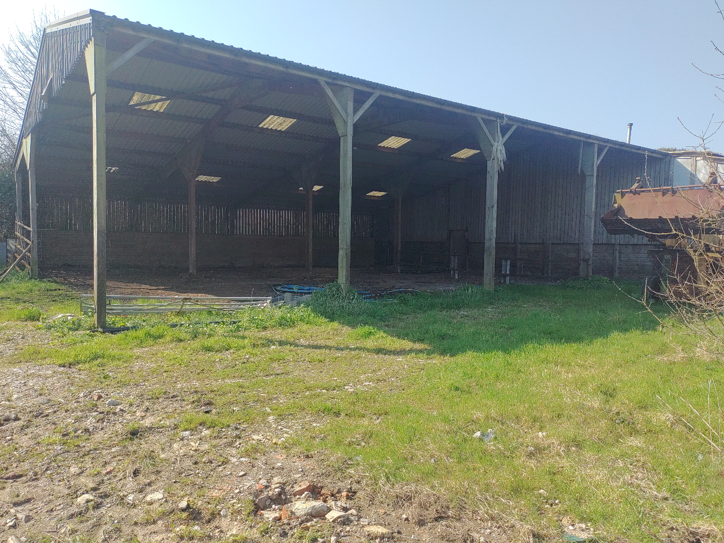 Barn and 20 acres - ListingImage 4