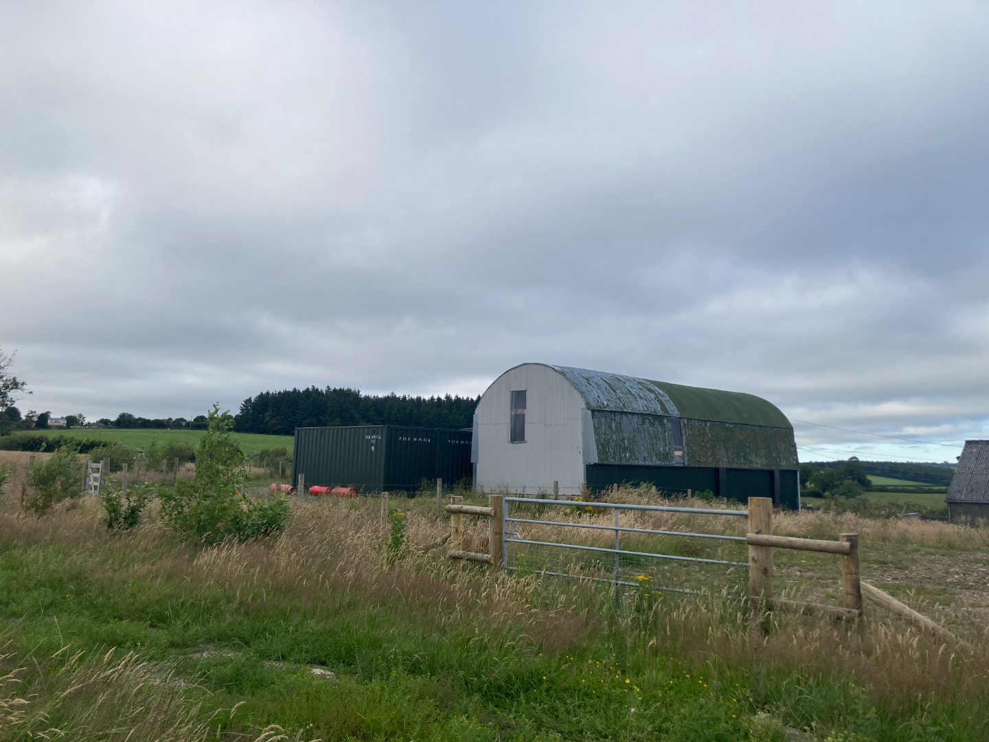	19.49 ACRES OF FARM LAND FOR SALE WITH YARD AND OUTBUILDINGS  •	Llangynin, St Clears, SA334JY •	OIRO £299,950 - ListingImage 3