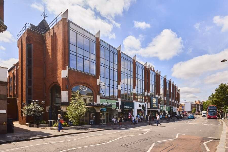 Land for sale - Image 1