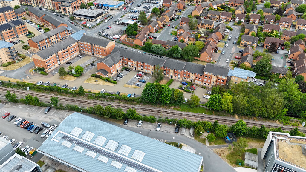 Land for sale - Image 1