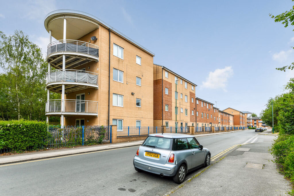 Land for sale - Image 3