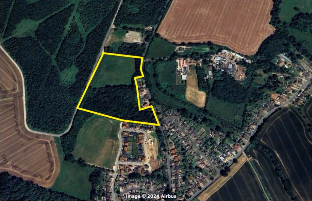 Land for sale - Image 1