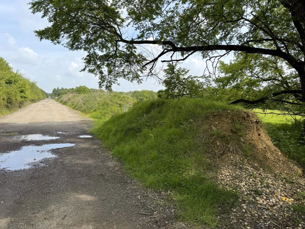 Land for sale - Image 3