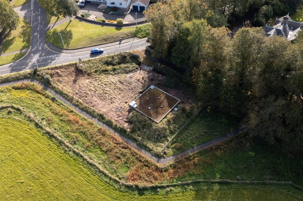 Plot for sale - Image 1