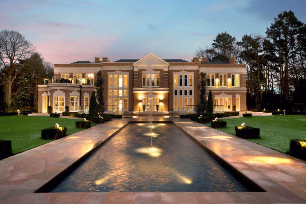 Land for sale - Image 1