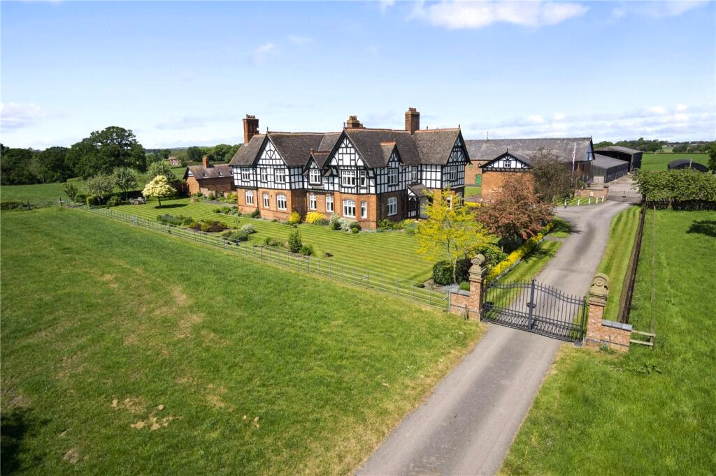 Land for sale - Image 2