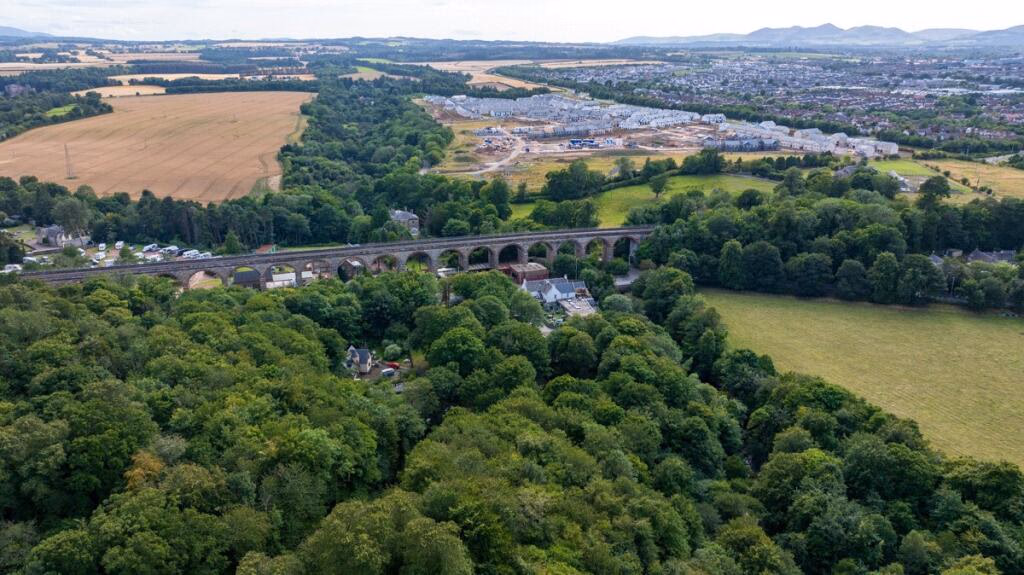 Land for sale - Image 3