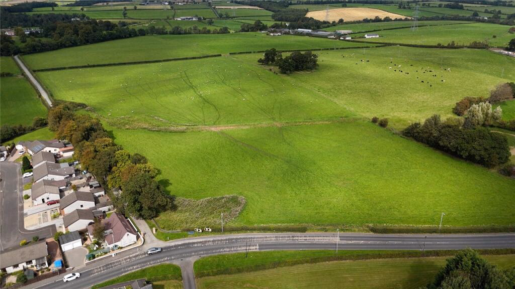 Land for sale - Image 3