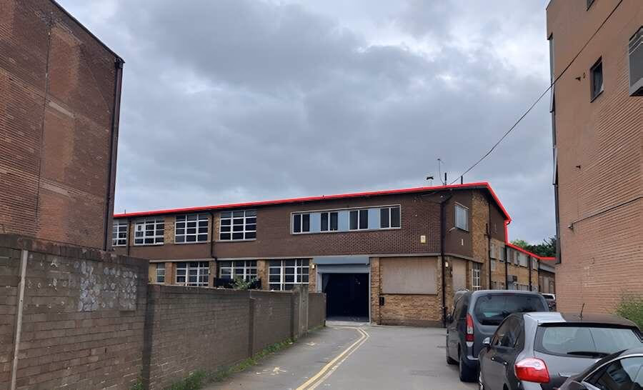 Land for sale - Image 2