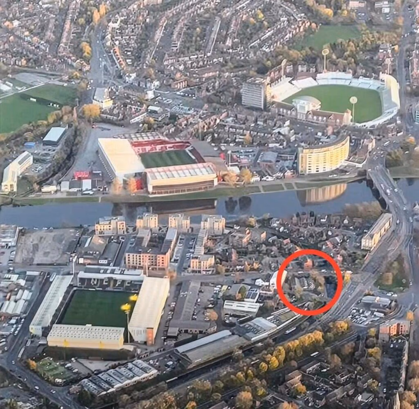 Land for sale - Image 1