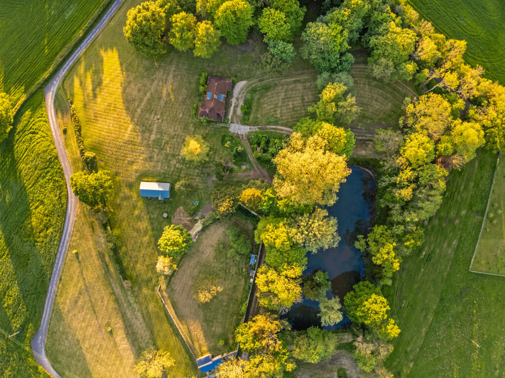 Land for sale - Image 2