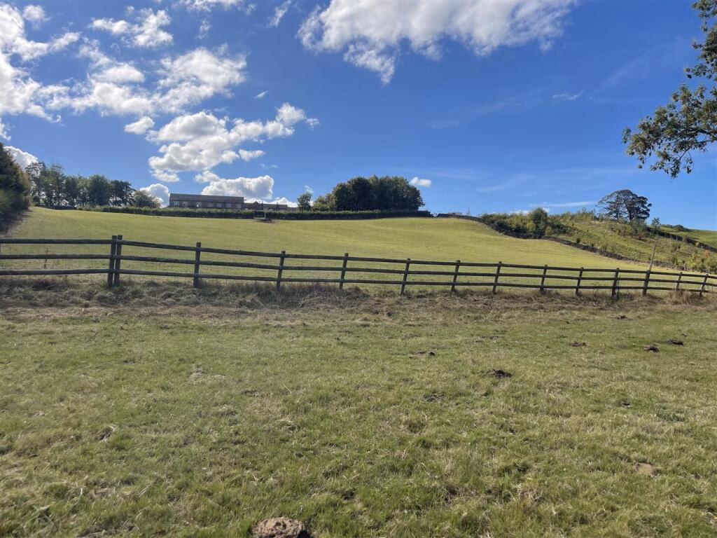 Land for sale - Image 3