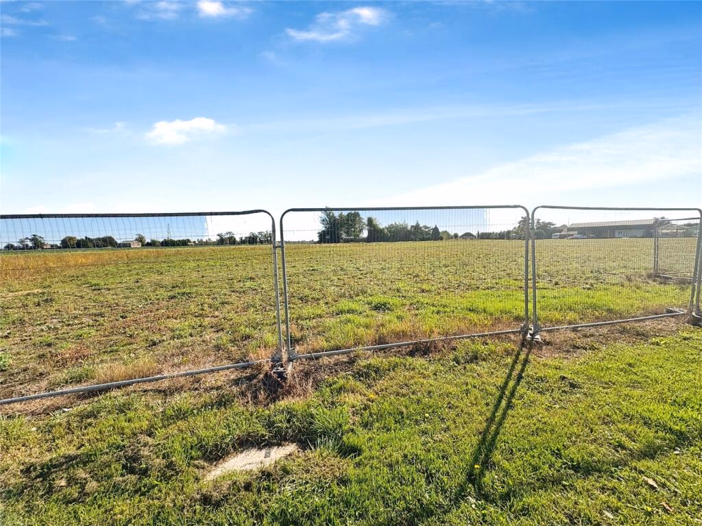 Land for sale - Image 4