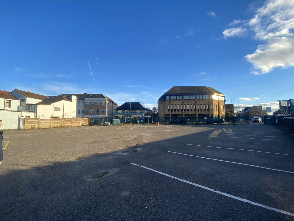 Plot for sale - Image 2