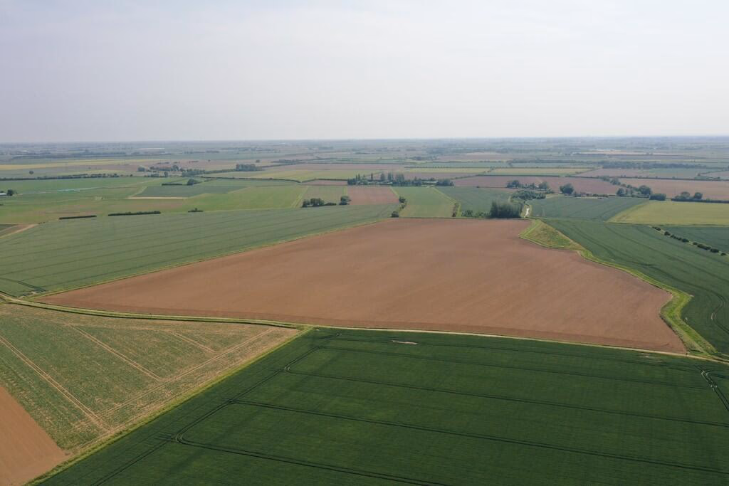 Land for sale - Image 2