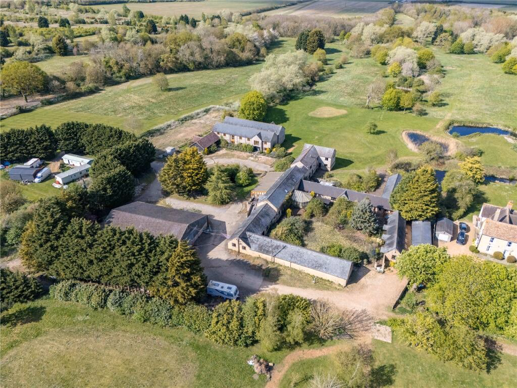 Plot for sale - Image 1