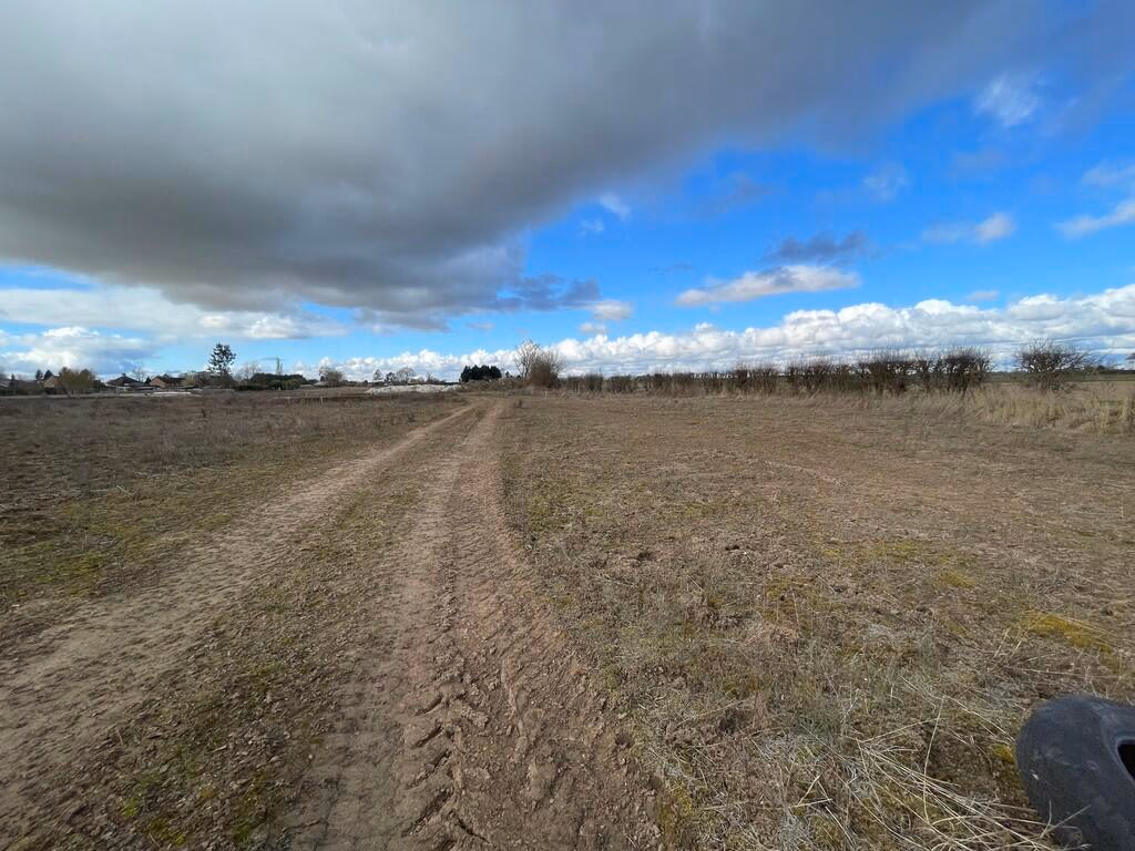 Land for sale - Image 2