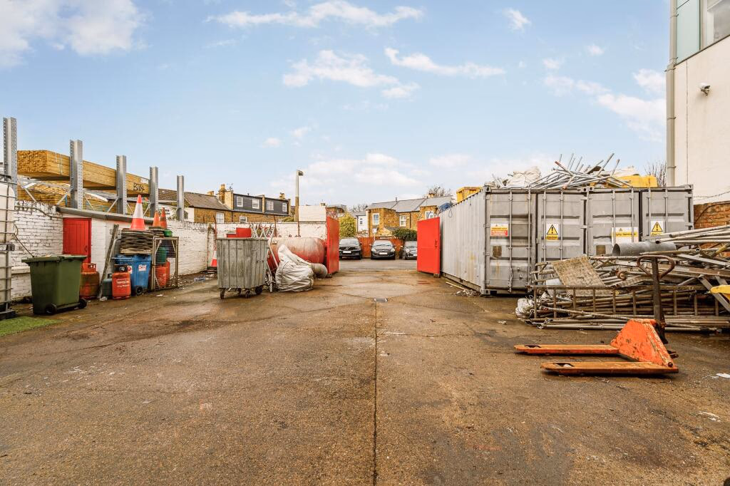 Land for sale - Image 5