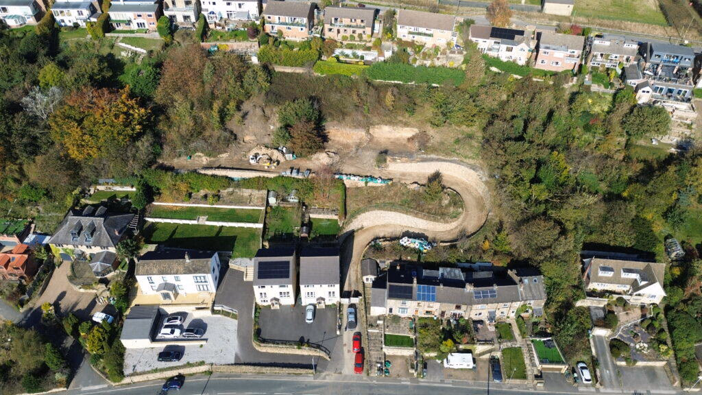 Land for sale - Image 1