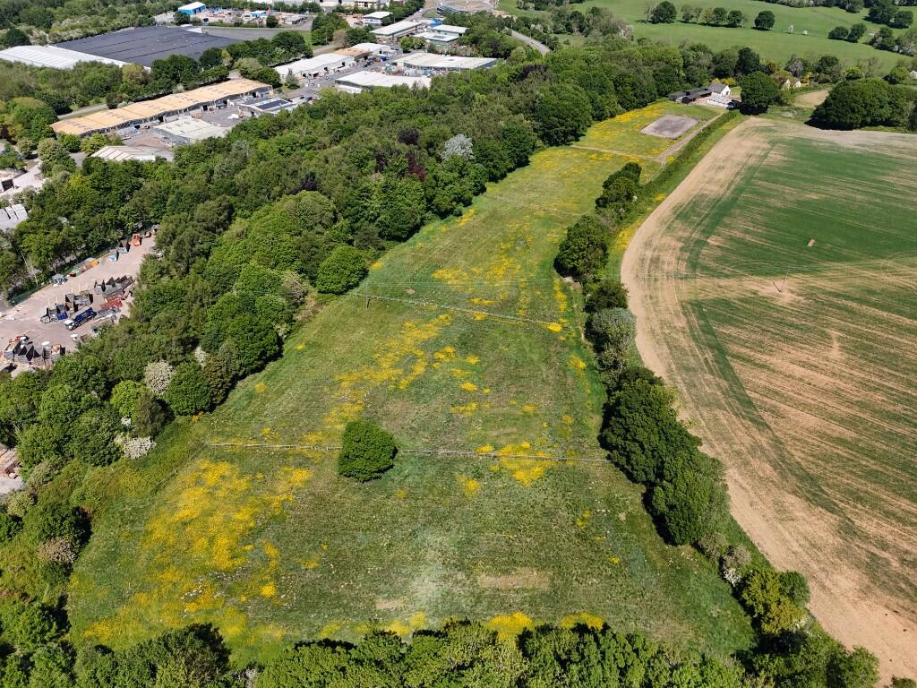 Land for sale - Image 3