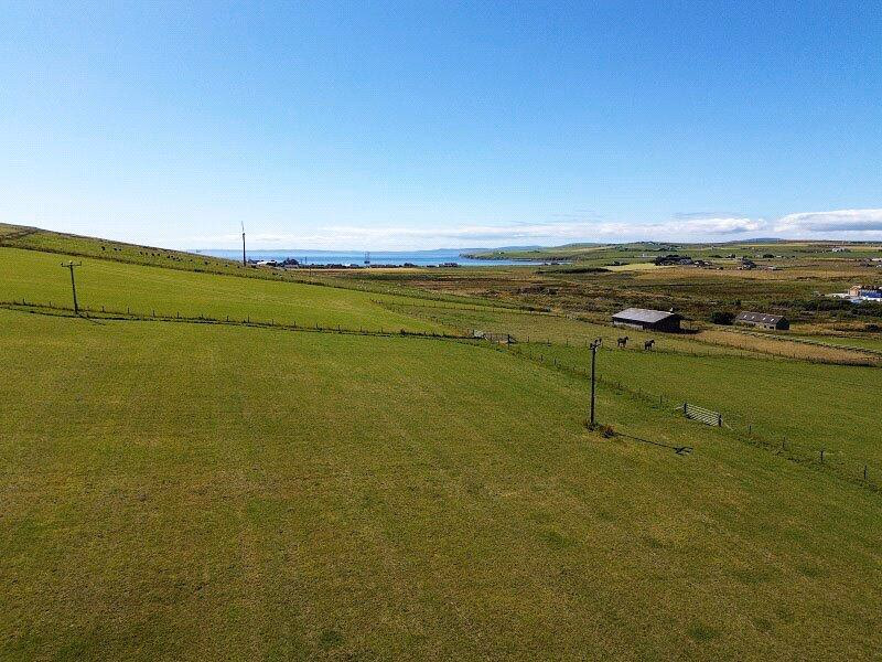 Land for sale - Image 1