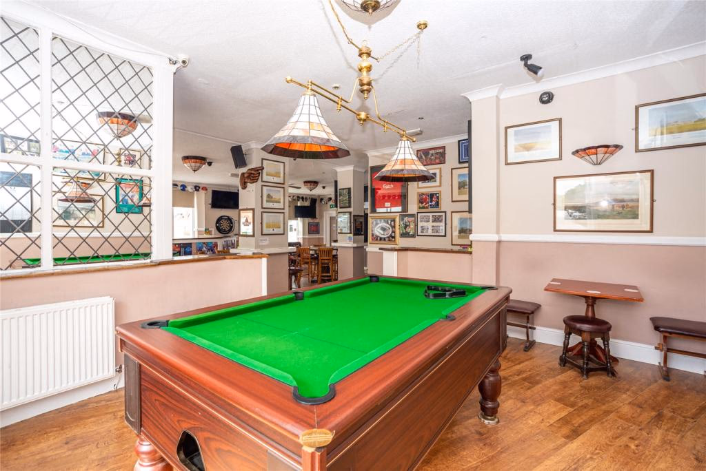 Land for sale - Image 2