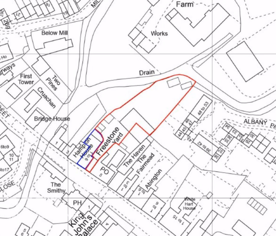 Land for sale - Image 1