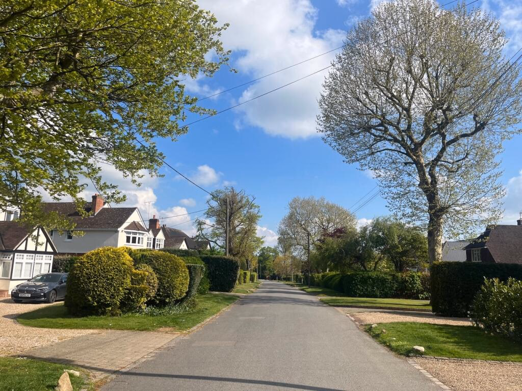 Plot for sale - Image 1