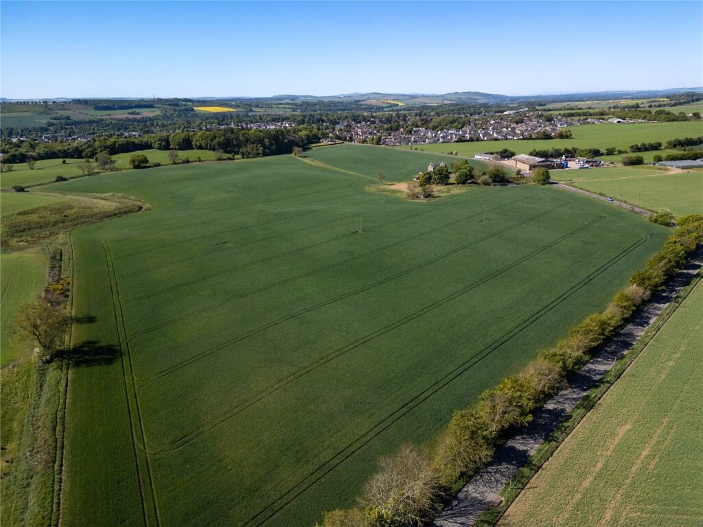 Land for sale - Image 2