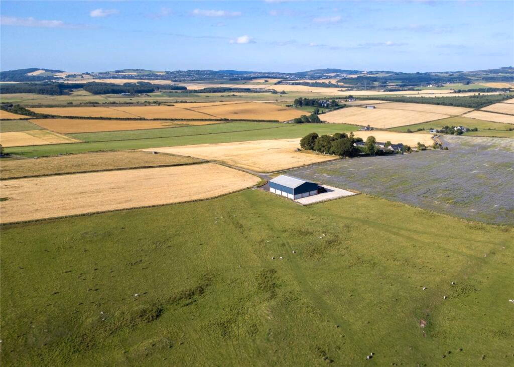 Land for sale - Image 1