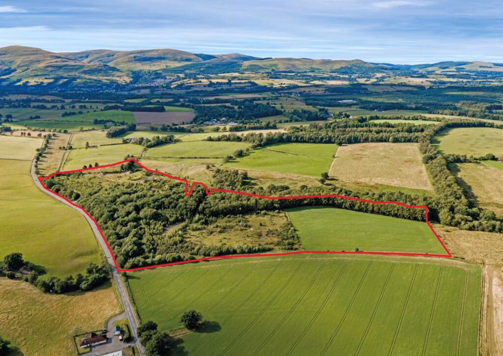 Land for sale - Image 1