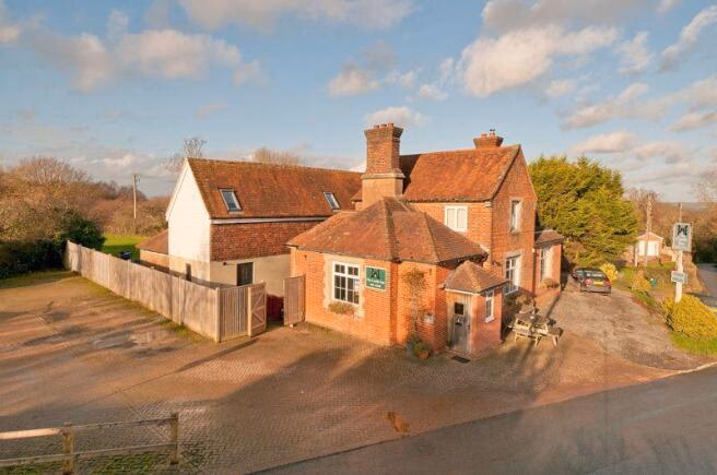 Land for sale - Image 1