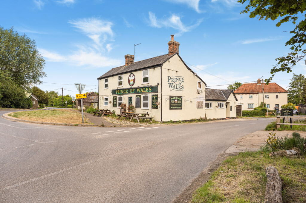 Plot for sale - Image 1