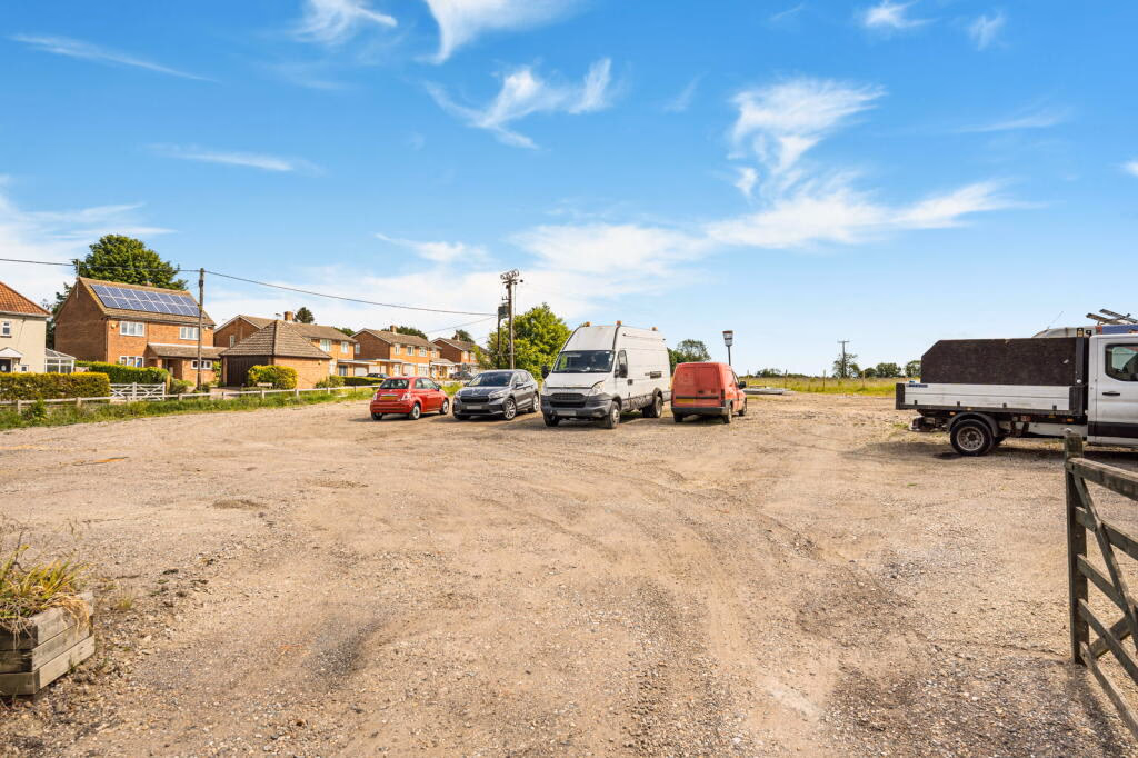 Plot for sale - Image 4